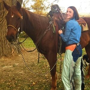 Meet your Posher, Cady